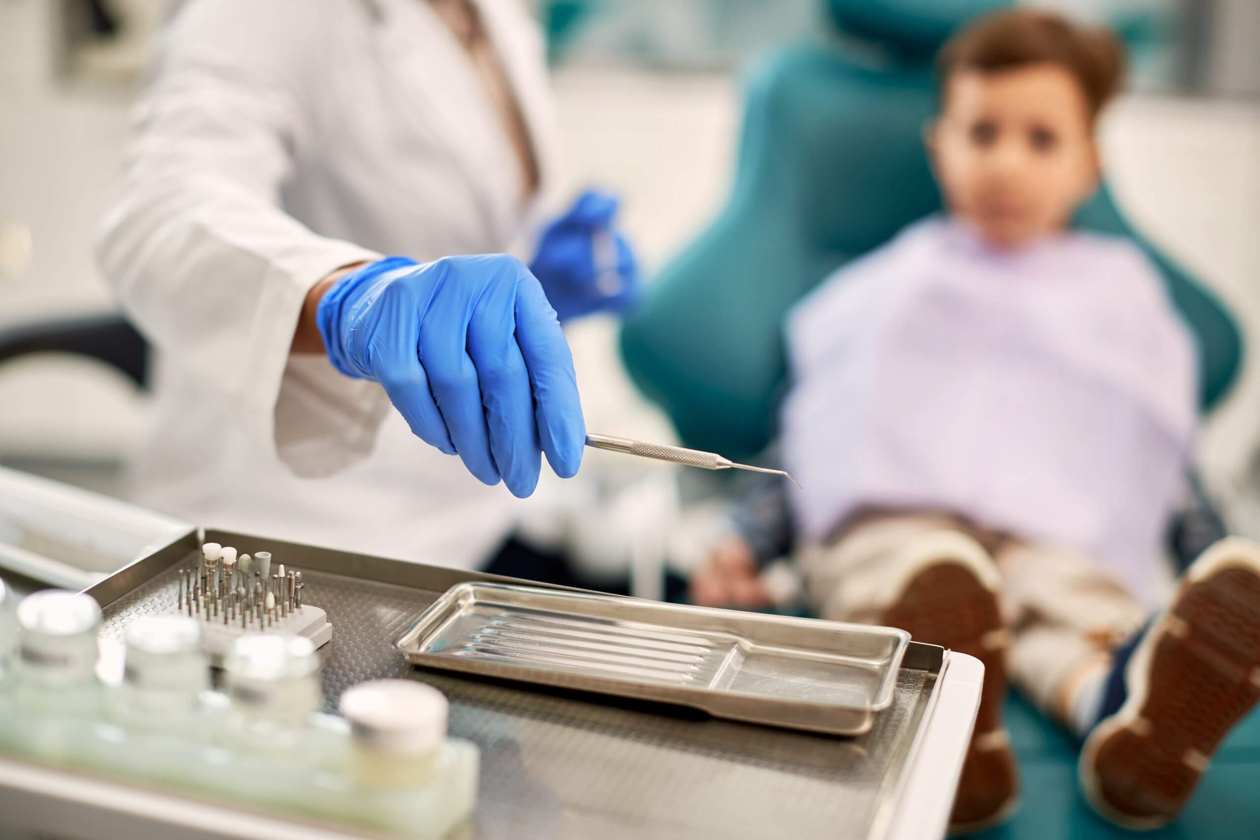 Tips for treating pediatric dental patients – 5 tips for pediatric restorations